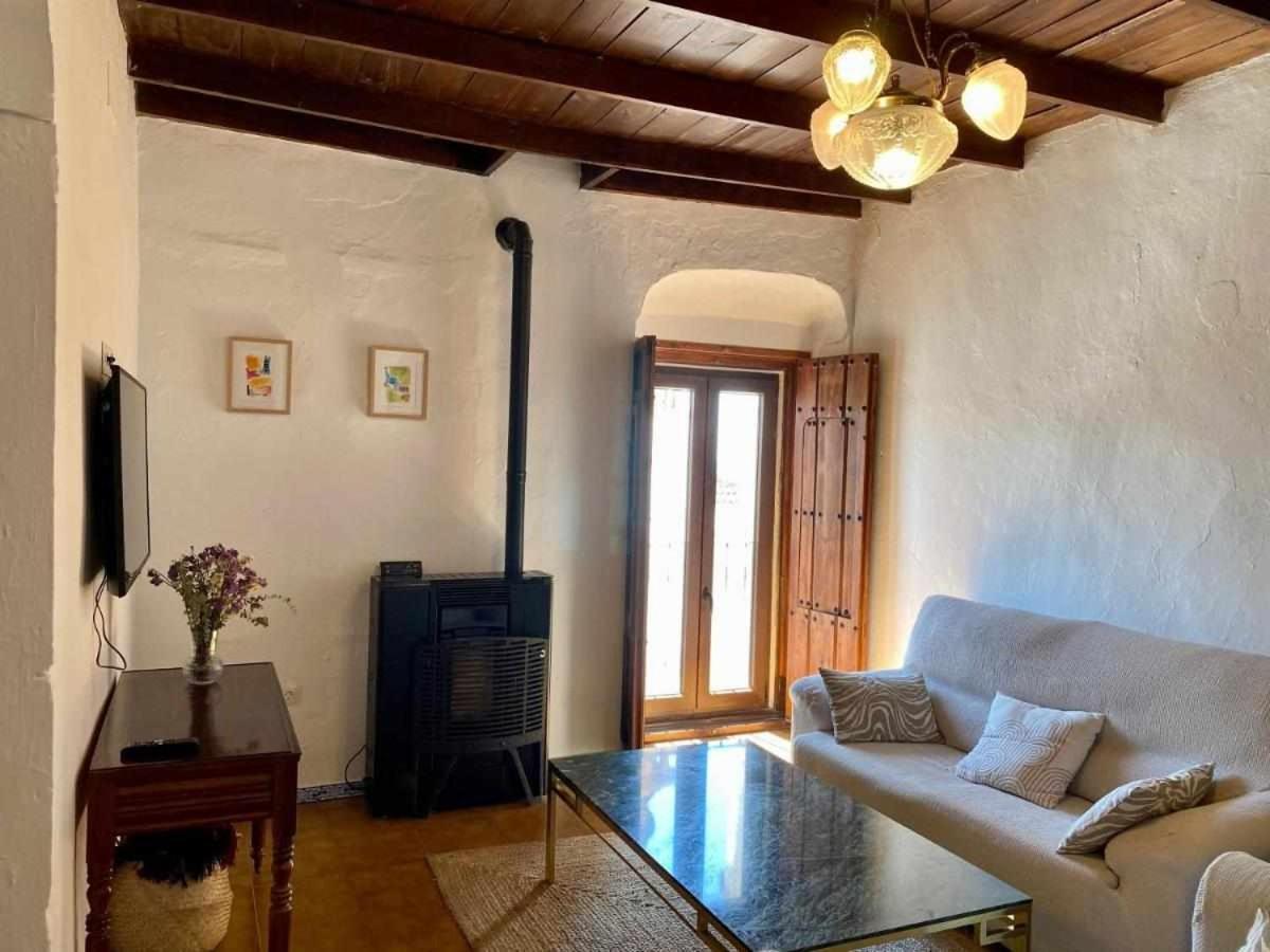 La Casona De La Sierra Villa Higuera De La Sierra  Exterior photo